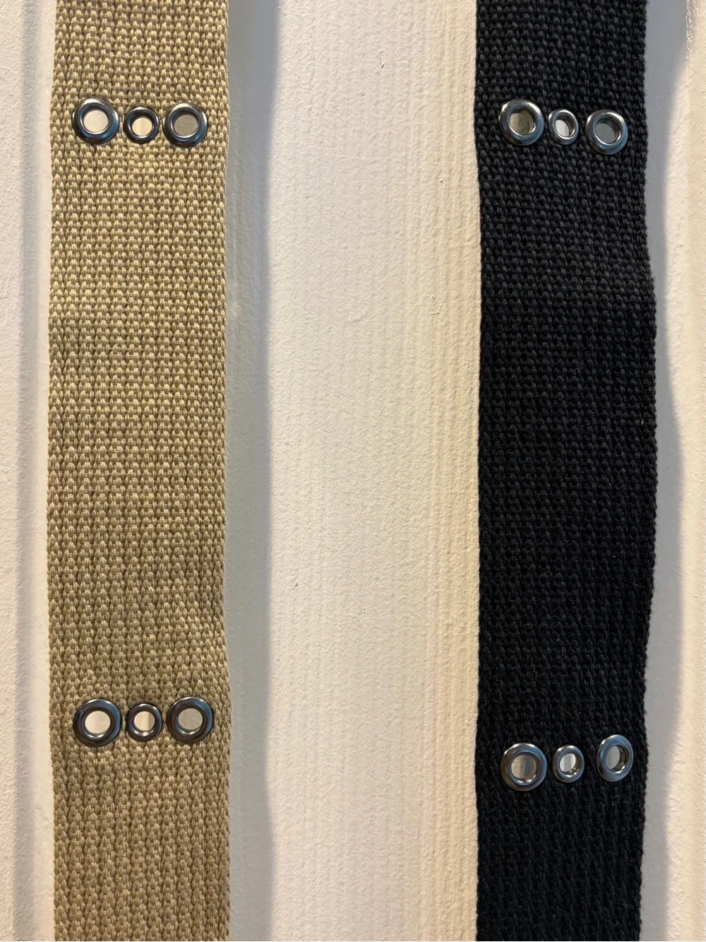 Guess men’s black